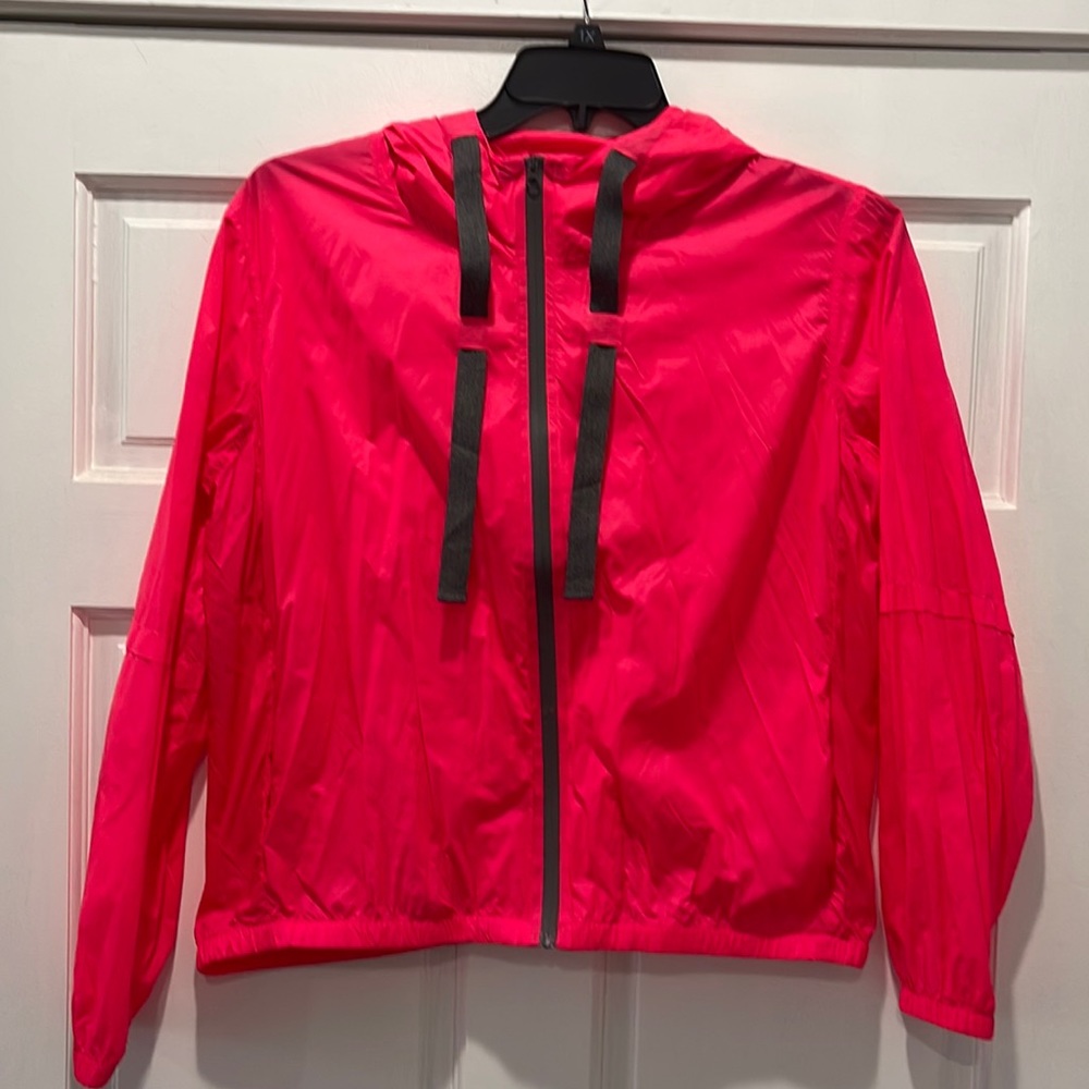Zyia windbreaker jacket Worn 1x color is a pink/coral CROP hood pockets compact